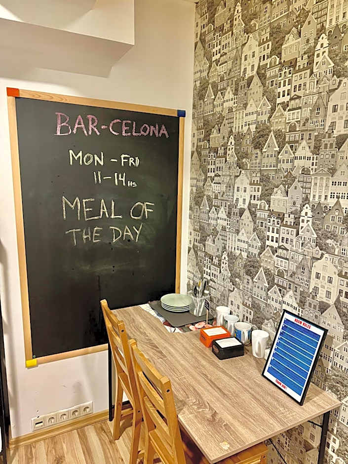 Barcelona Hostel & Pub