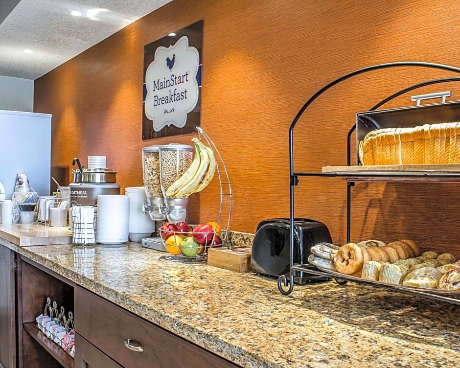MainStay Suites Coralville - Iowa City