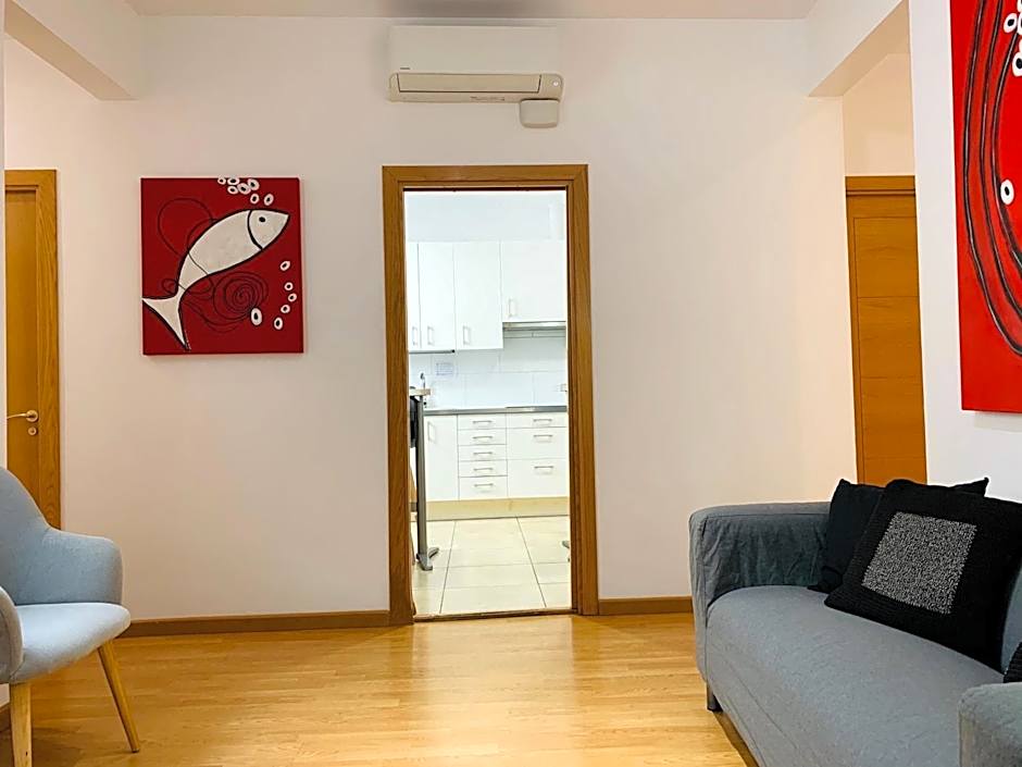 Super Balmes Guest House