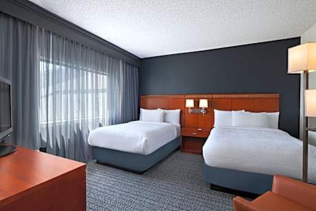 Courtyard by Marriott Dallas Arlington/Entertainment District