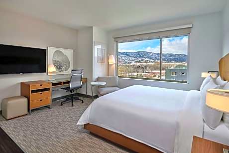 Standard Room, 1 King Bed