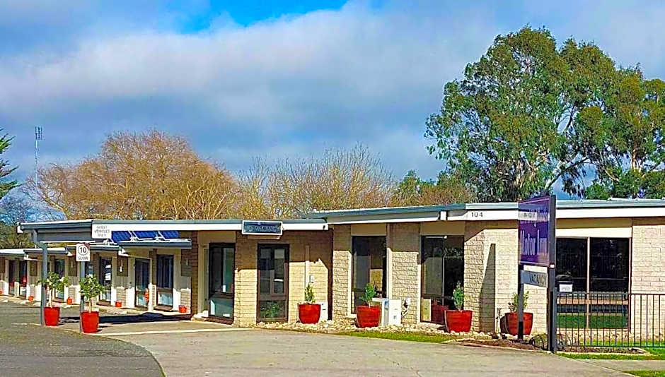 Central Highlands Motor Inn