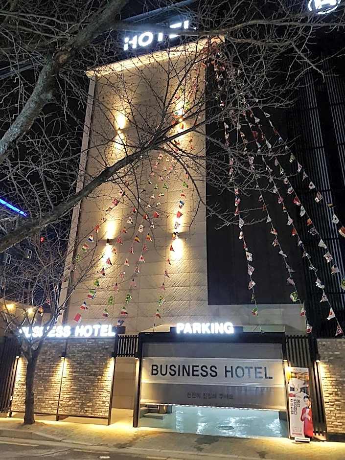 Business Hotel