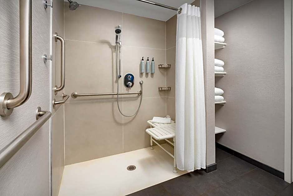 Courtyard by Marriott Chicago Midway Airport