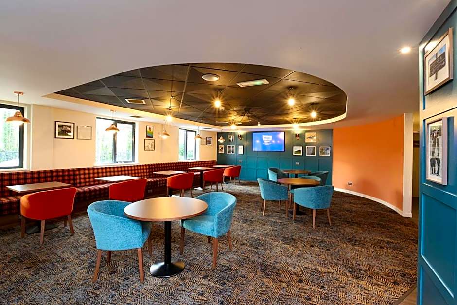 Knowsley Inn & Lounge formally Holiday Inn Express