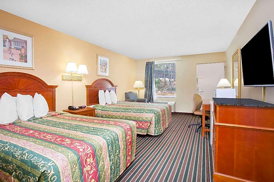 Knights Inn - Aiken, SC