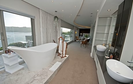 Penthouse Suite