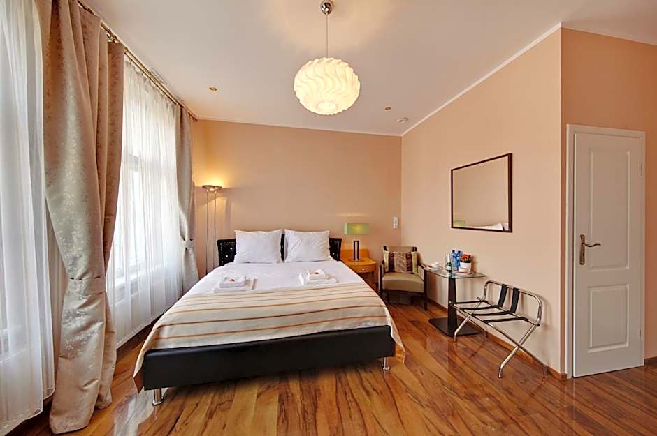 Jagiellonska 3 ApartHotel - Duze przestronne pokoje, centrum miasta, szybkie WiFi