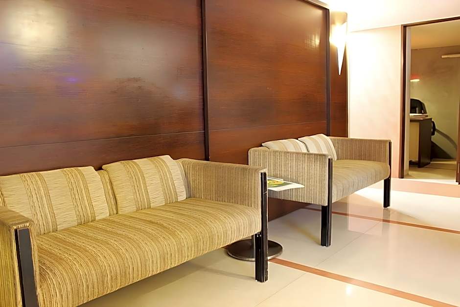 The Oriental Residency Hotel