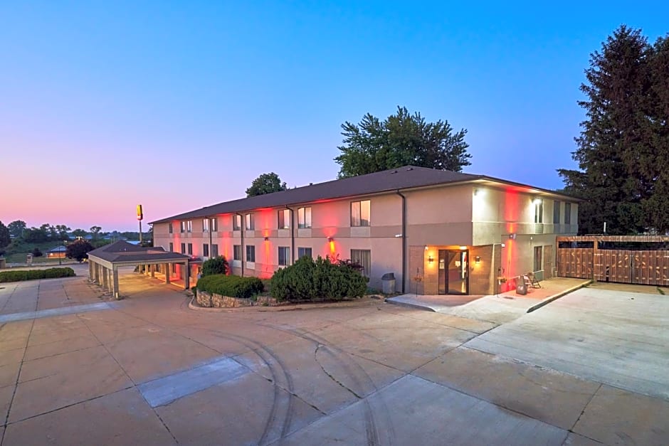 Econo Lodge Maquoketa