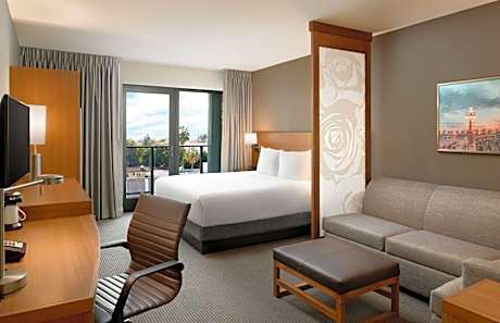 King Room with Balcony and Sofa Bed