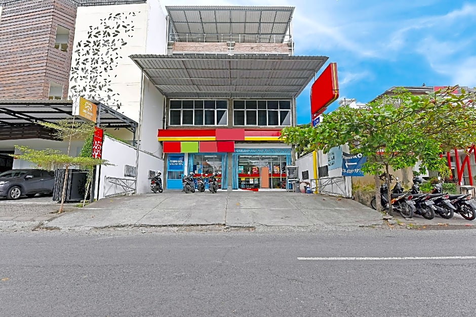 OYO 91351 87 Guest House