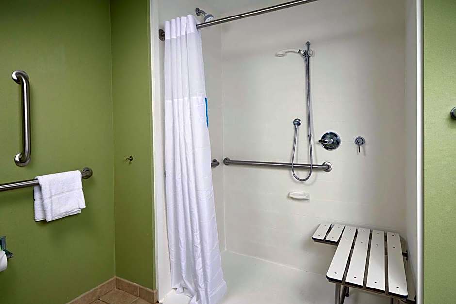 Hampton Inn By Hilton Bermuda Run Advance