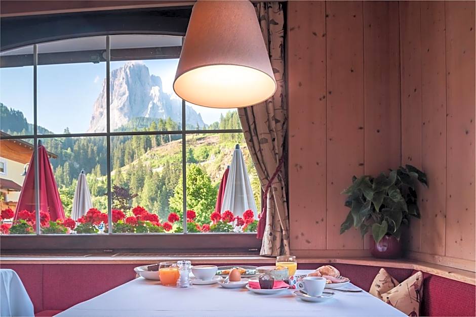 La Tambra - Residence - Central with Restaurant