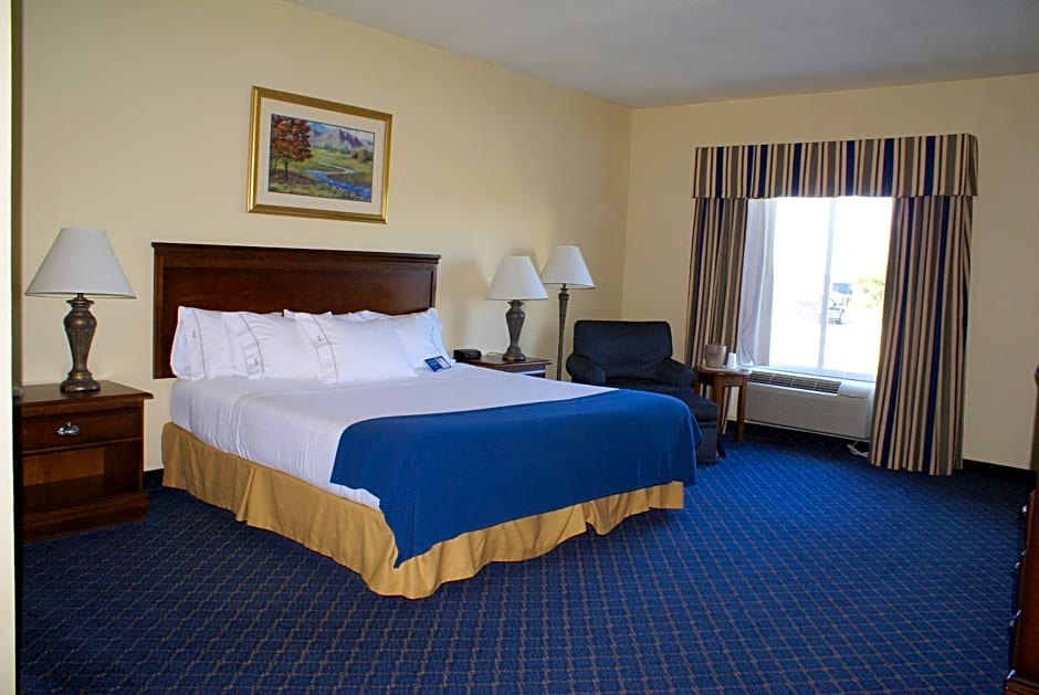 Holiday Inn Express Hotels & Suites Mountain Home By IHG