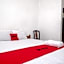 RedDoorz at H&W Hotel Solo