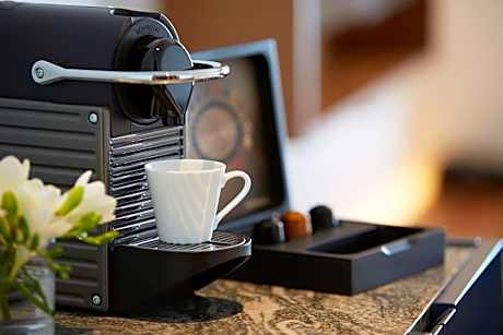 Deluxe Family Room with Two Double Beds