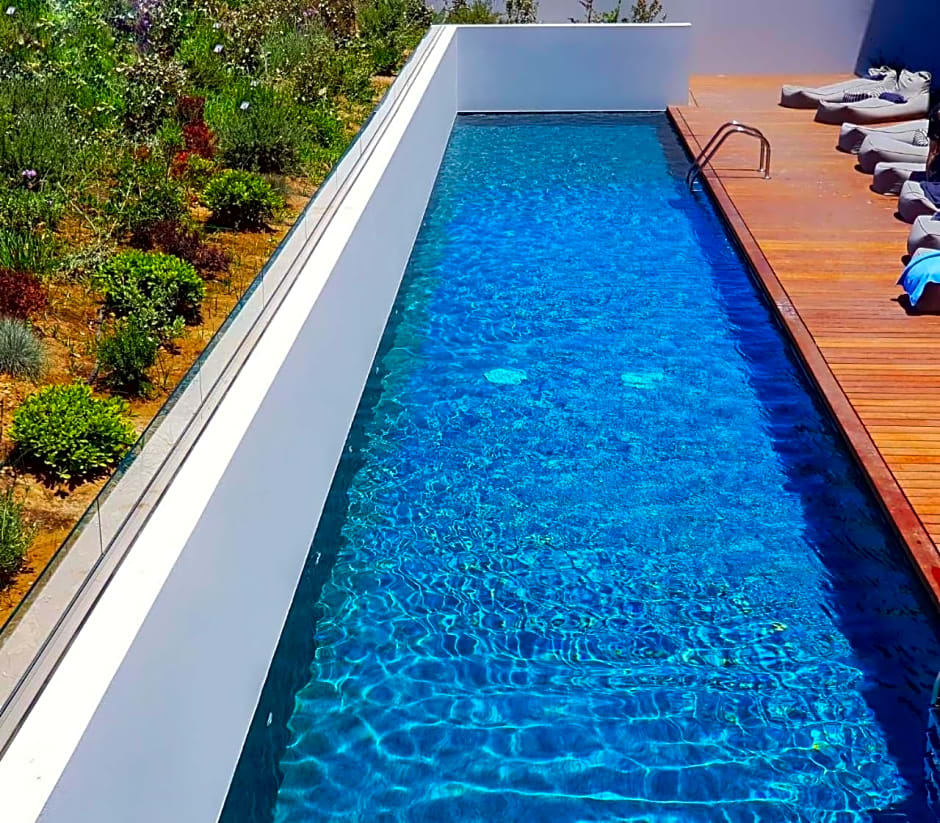 Ikones Seafront Luxury Suites