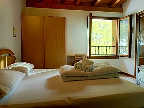 Standard Family Room