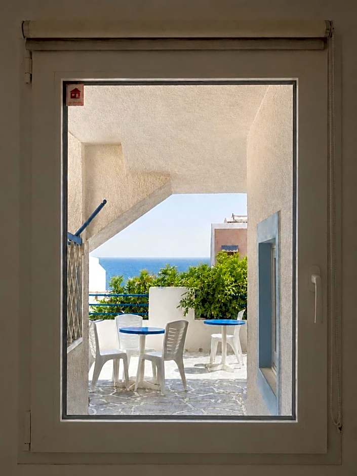 Blue Dolphin Aegina