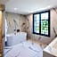 Le Vallon de Valrugues Hotel Spa & Villas