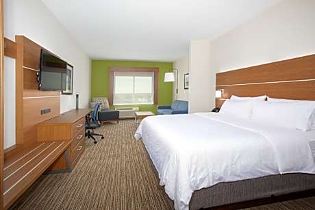 1 King Suite Communications Mobility Accessible Tub