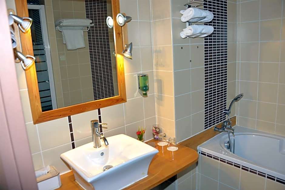 Best Western Golf D'Albon