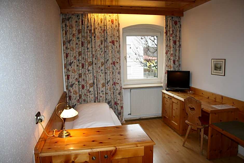 Hotel Alhartinger Hof