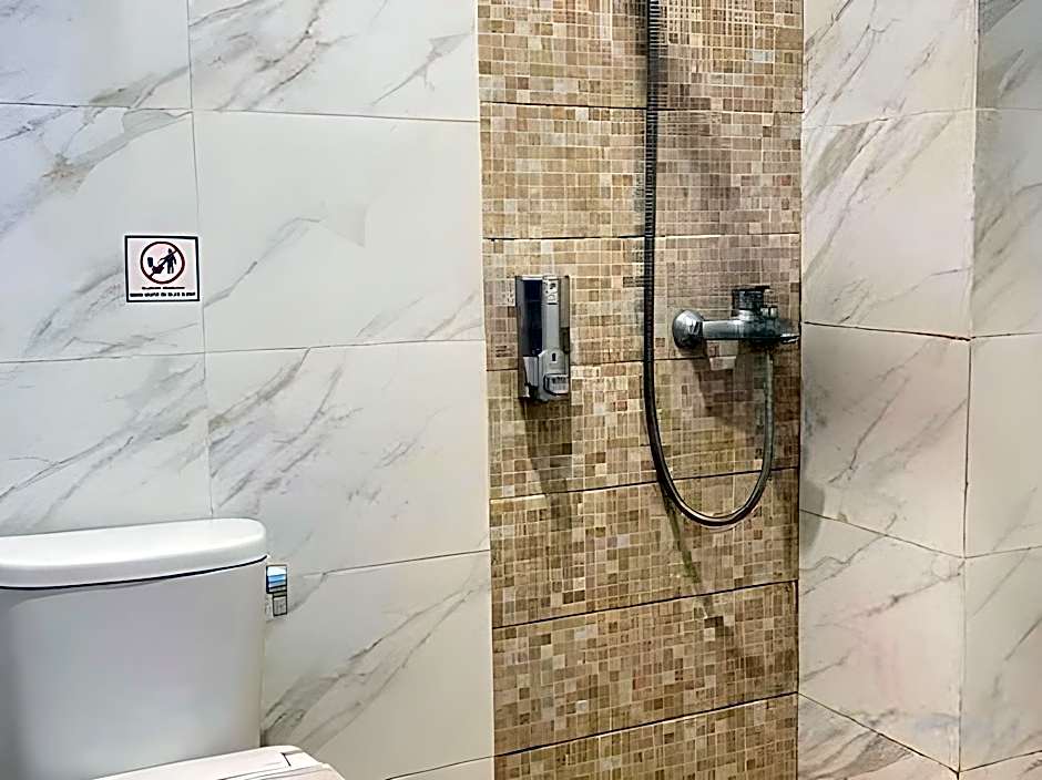 Front One Inn Sidoarjo