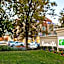 Holiday Inn Express Hotel & Suites Roseville - Galleria Area By IHG