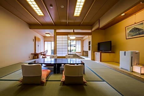 Katsura-tei Japanese Style Room B- Non-Smoking