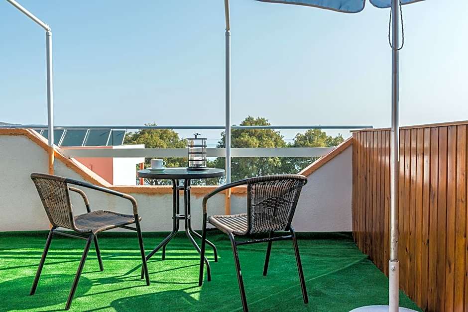 Eden Beach Hotel