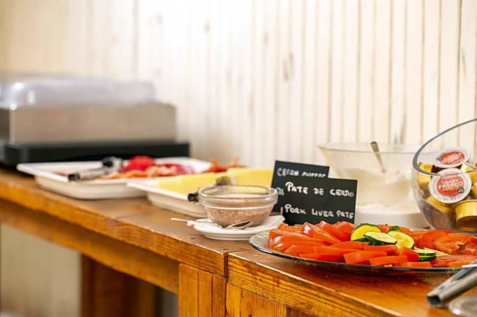 Hotel Martorell by MHR