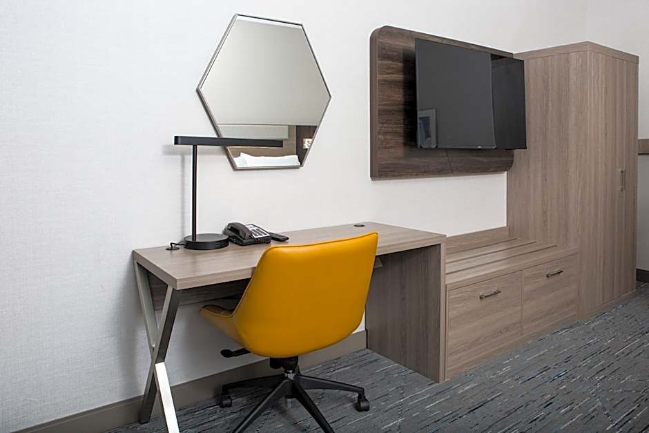 Holiday Inn Express And Suites Prince Albert South By IHG