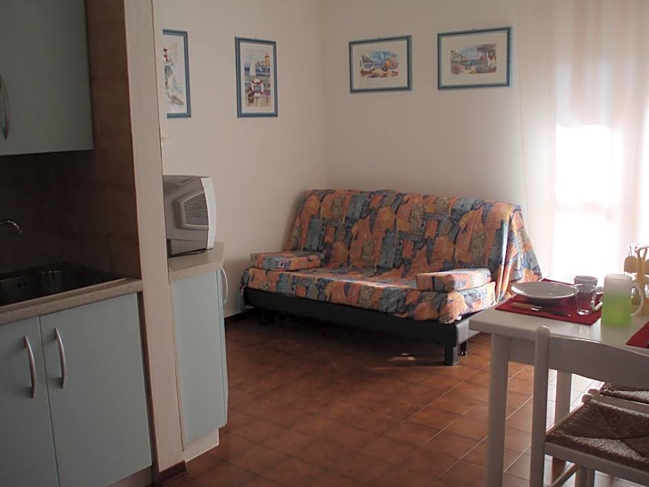 Cozy flat perfect for families next to the beach