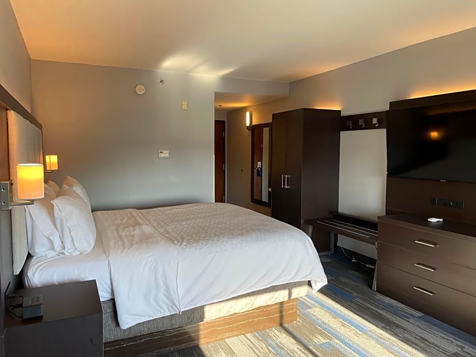 Holiday Inn Express & Suites Columbia - East Elkridge By IHG