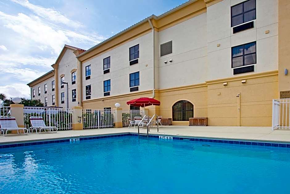 Holiday Inn Express Stuart By IHG