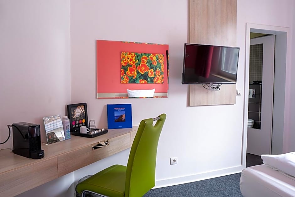 Honeybee Properties Mosel