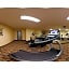 Holiday Inn Express and Suites Hotel - Pauls Valley