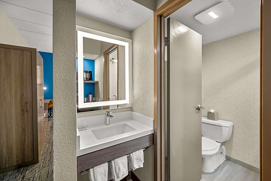 Holiday Inn Express Boston North-Woburn By IHG