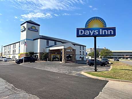 Days Inn by Wyndham Tulsa Central