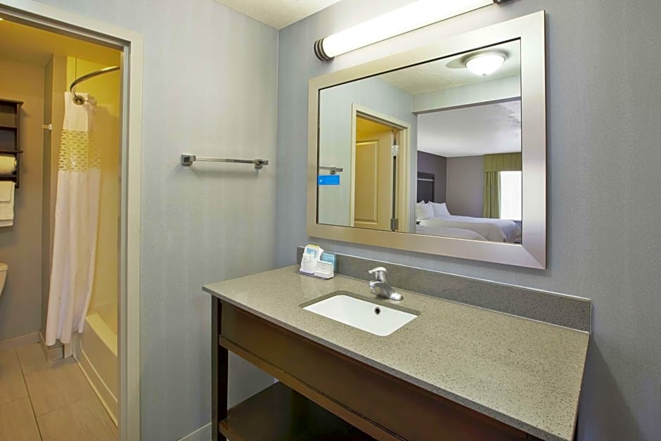 Hampton Inn By Hilton Suites Elyria