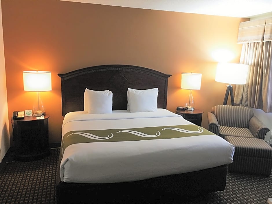 Quality Inn & Suites Airport
