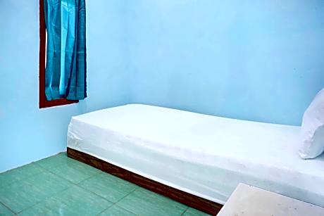Budget Single Room