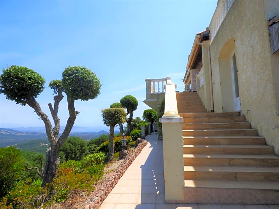 Chambres d'Hôtes Vue Mer L'Estérel Panoramique