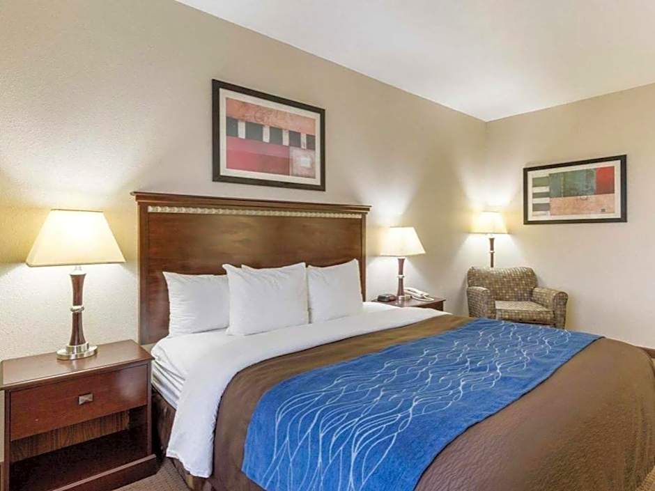 Comfort Inn & Suites Winnie