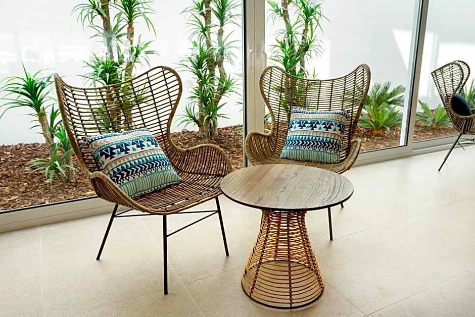 Parque Nereida Suites Hotel