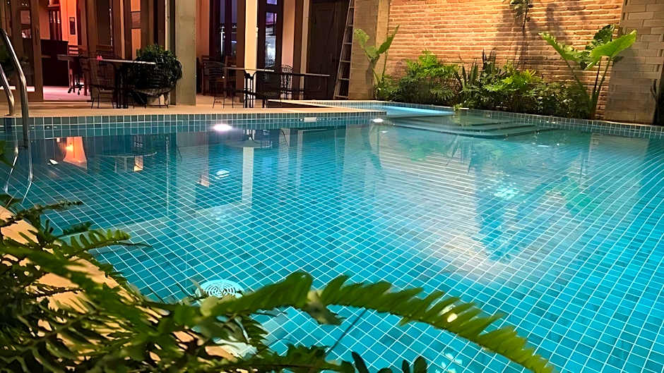 The J Break Boutique