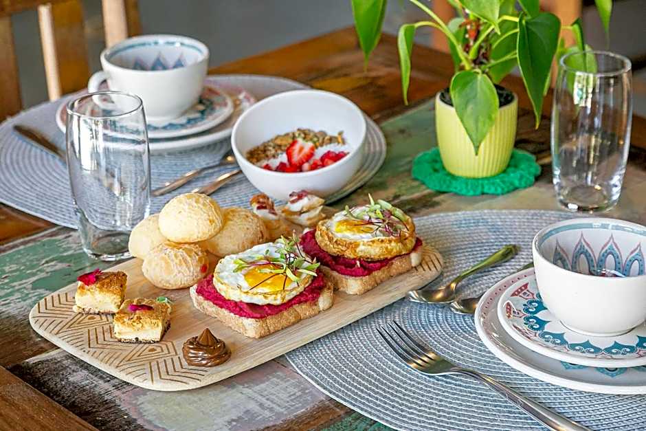 Pousada Rosa 08 - Café da manhã Gourmet, Suítes com Banheira a 150m do Centrinho da Praia do Rosa