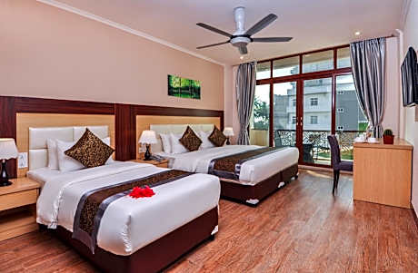 Triple Room with View